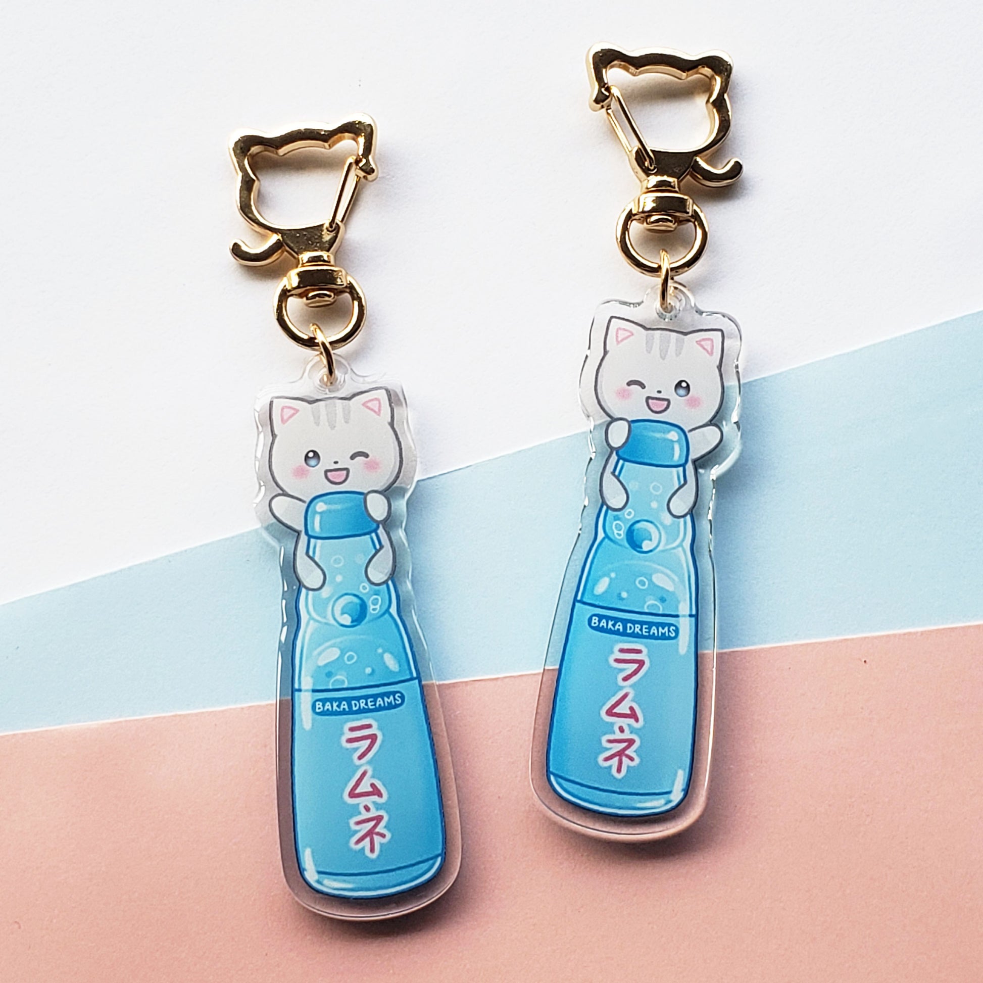 ramune cat keychain front and back